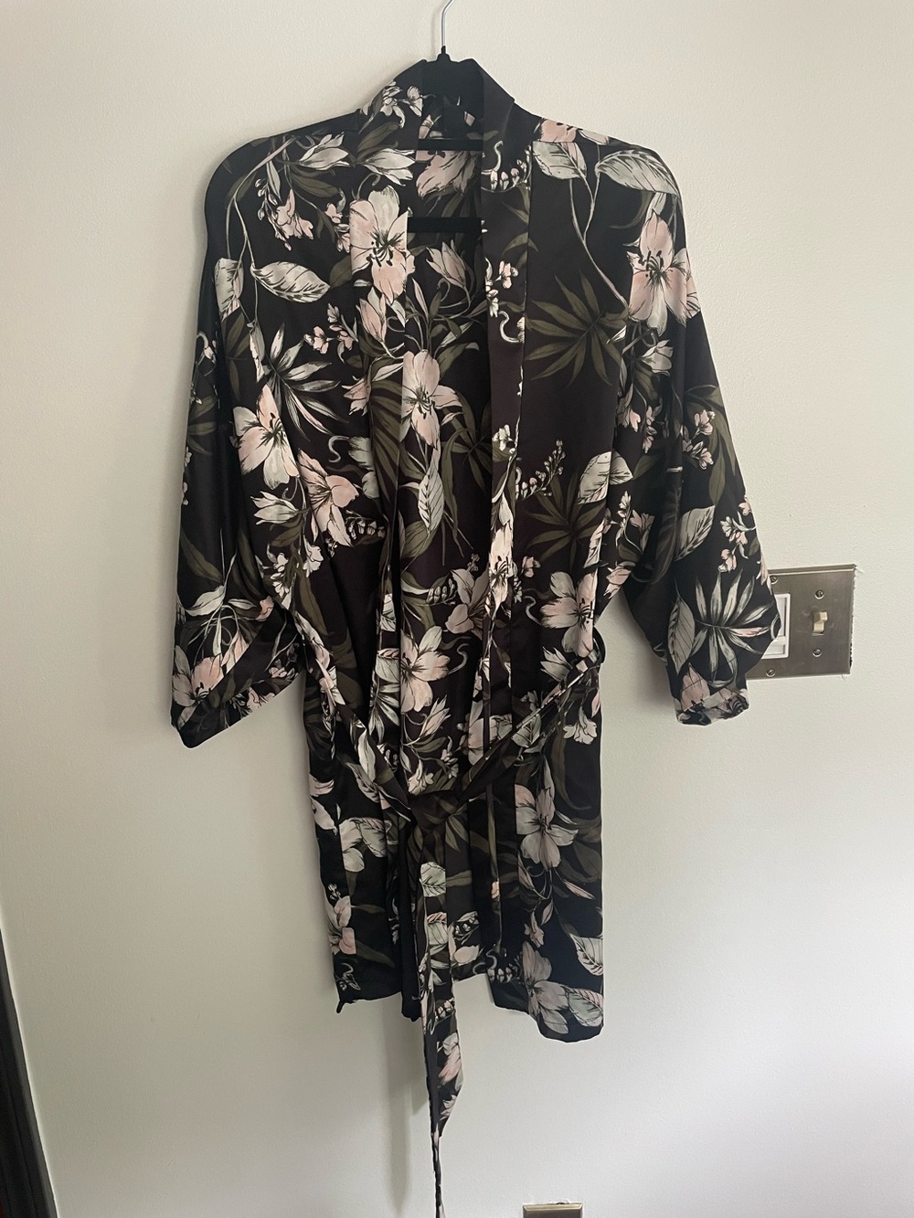 Midnight bakery robe